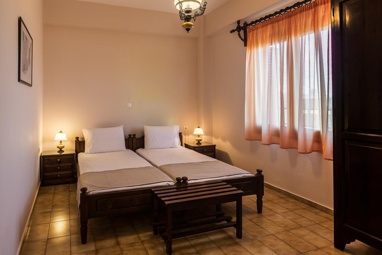 Villa Merabello Agia Marina Екстериор снимка