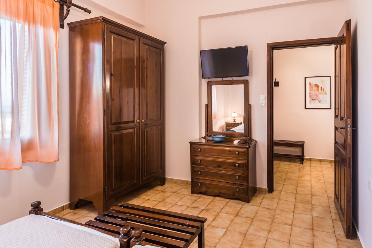 Villa Merabello Agia Marina Екстериор снимка