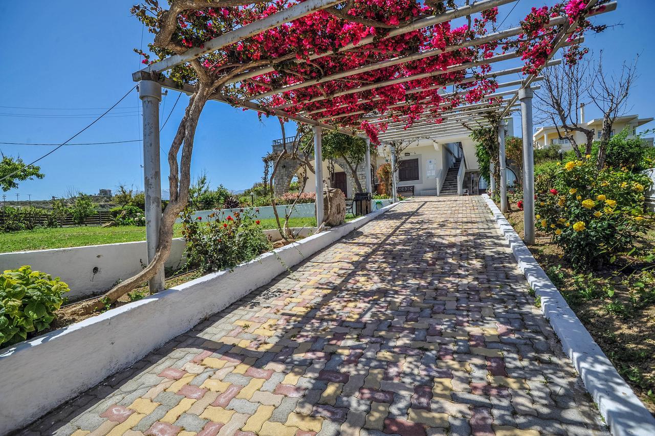 Villa Merabello Agia Marina Екстериор снимка