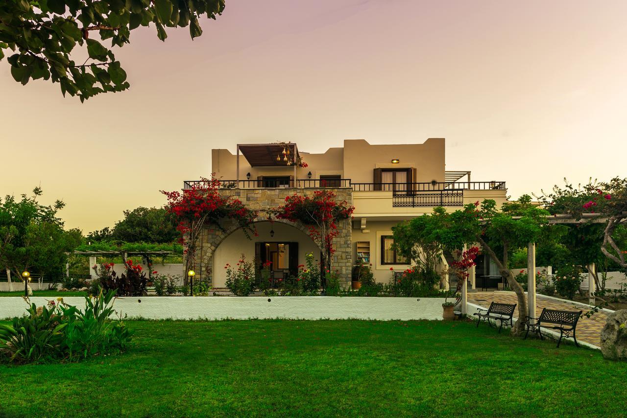Villa Merabello Agia Marina Екстериор снимка