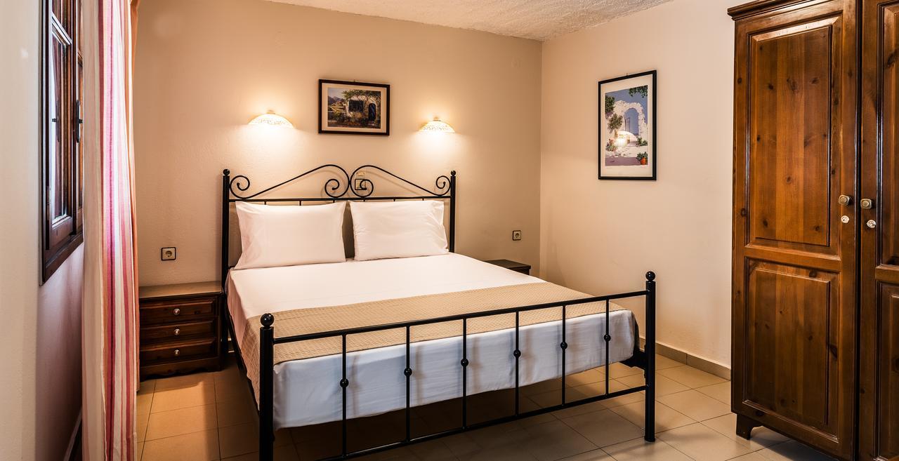 Villa Merabello Agia Marina Екстериор снимка